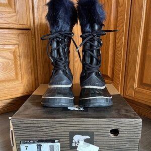 Sorel Women's Joan of Arctic Waterproof Boots